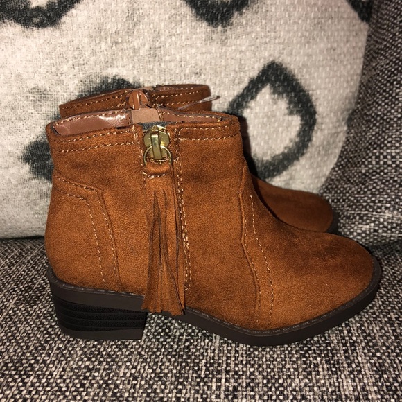 Toddler brown swayed boots - Picture 1 of 2